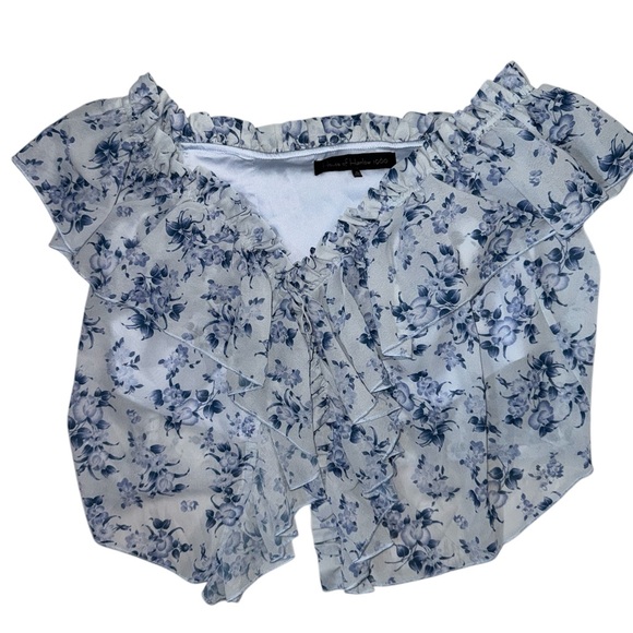 House of Harlow 1960 X Revolve Garrett Top in Blue Floral - Picture 2 of 3
